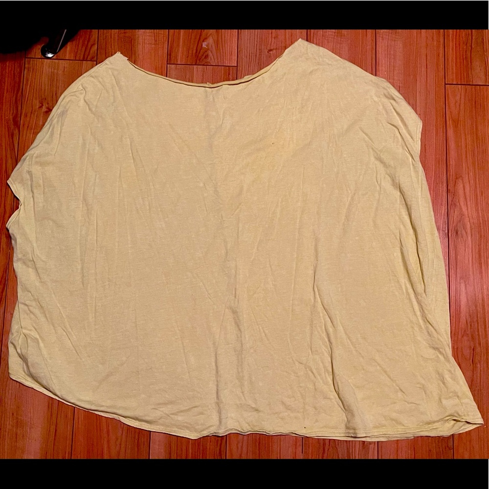 Yellow Boutique top!